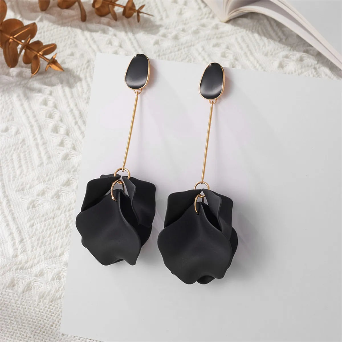 1 Pair Casual Simple Style Petal Stoving Varnish Arylic Drop Earrings