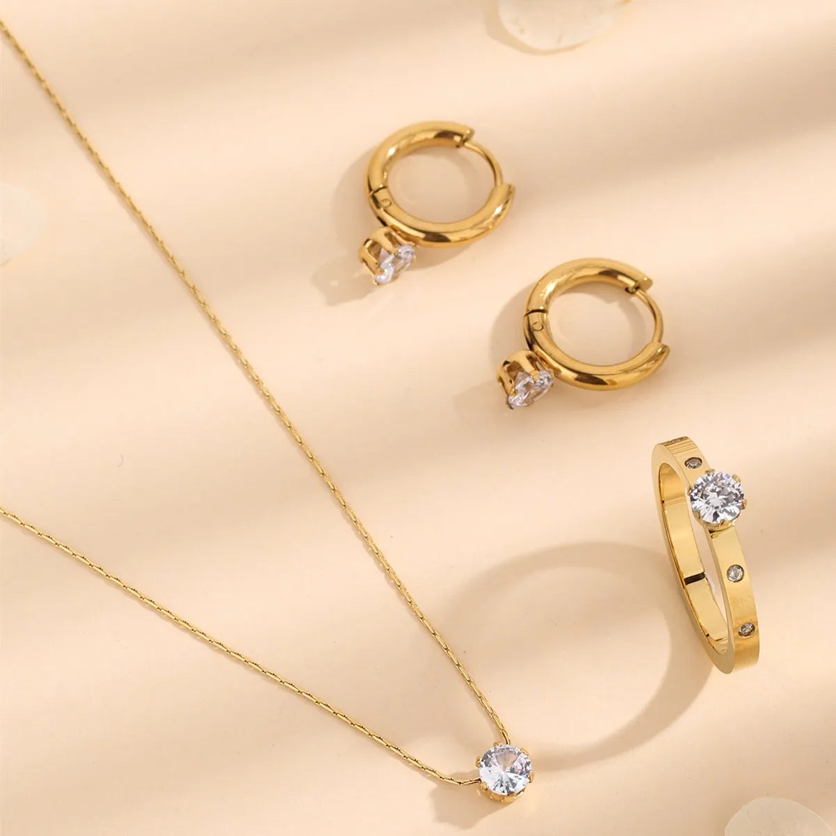 Casual Simple Style Round Titanium Steel Plating Inlay Glass Jewelry Set