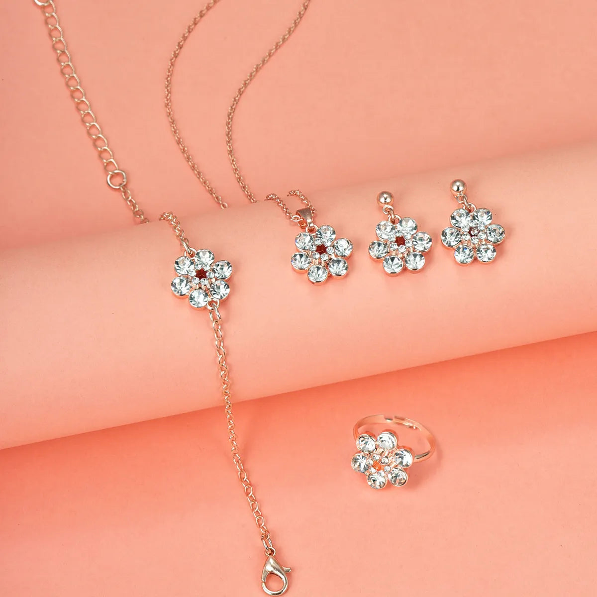 Casual Simple Style Shiny Round Flower Alloy Inlay Rhinestones Women'S Jewelry Set