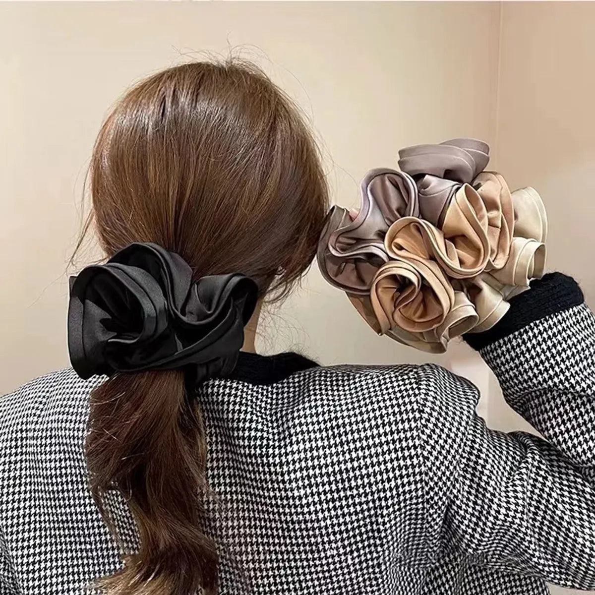 Women'S Casual Simple Style Solid Color Cloth Handmade Hair Tie