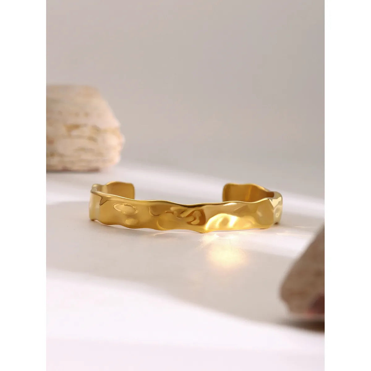 Casual Simple Style Solid Color Solid Color 316 Stainless Steel  18K Gold Plated Bangle In Bulk