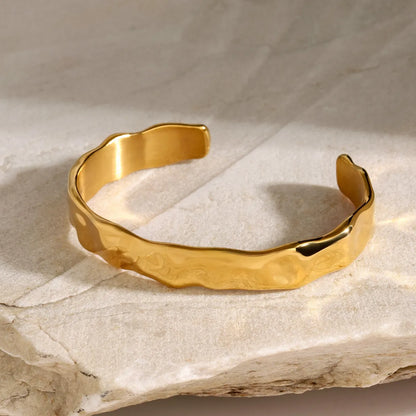 Casual Simple Style Solid Color Solid Color 316 Stainless Steel  18K Gold Plated Bangle In Bulk