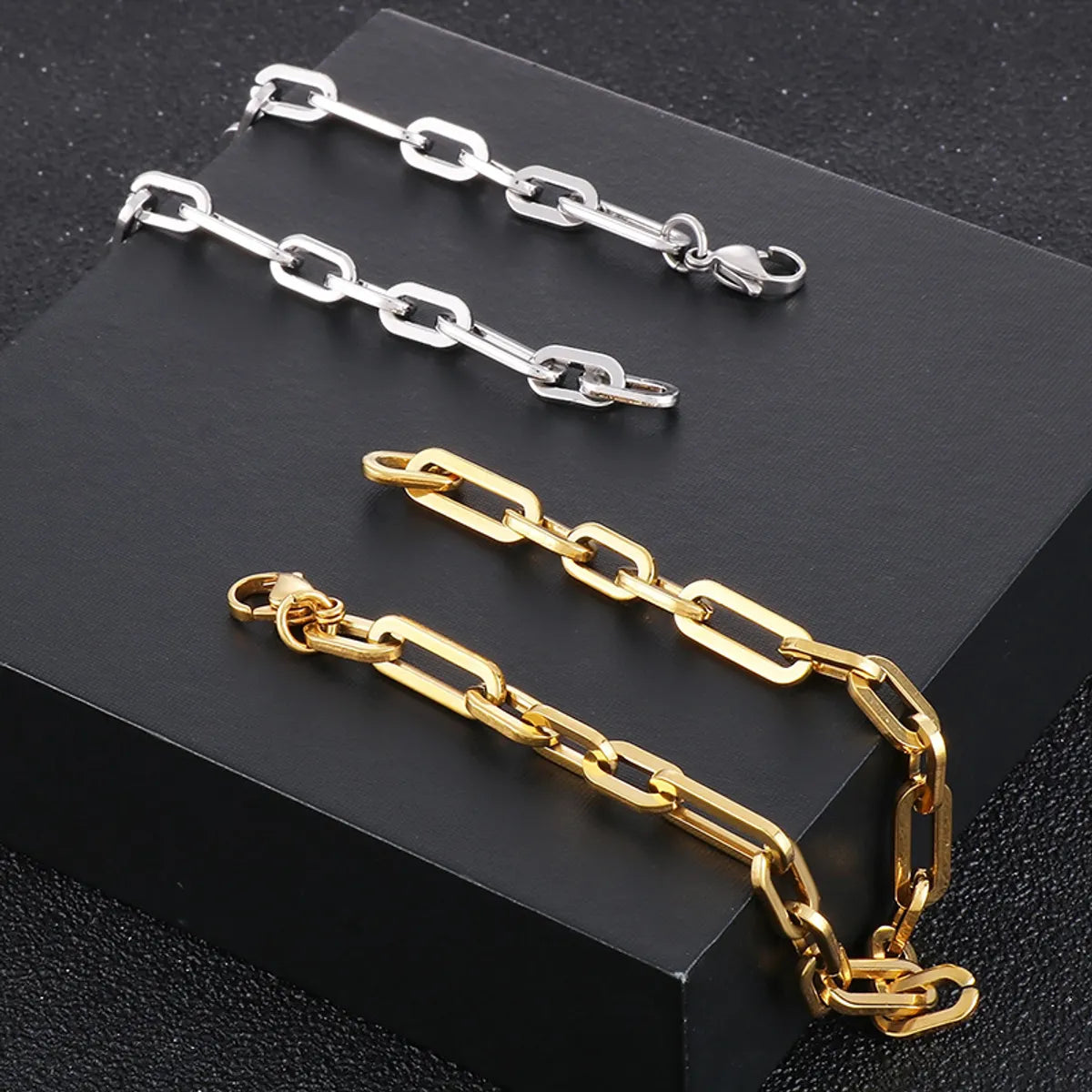 Casual Simple Style Solid Color Titanium Steel Plating 18k Gold Plated Bracelets