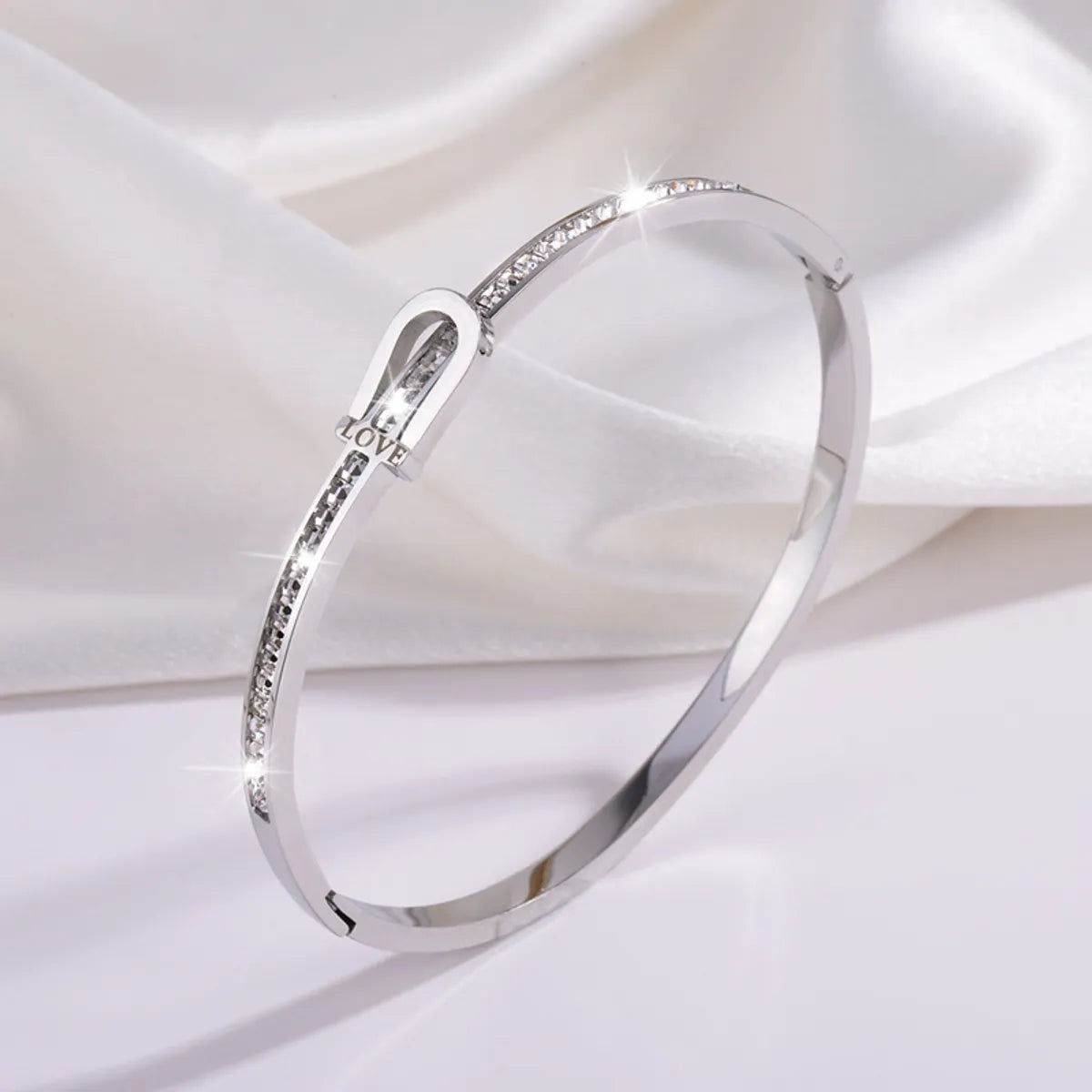 Casual Simple Style Solid Color Titanium Steel Zircon Bangle In Bulk