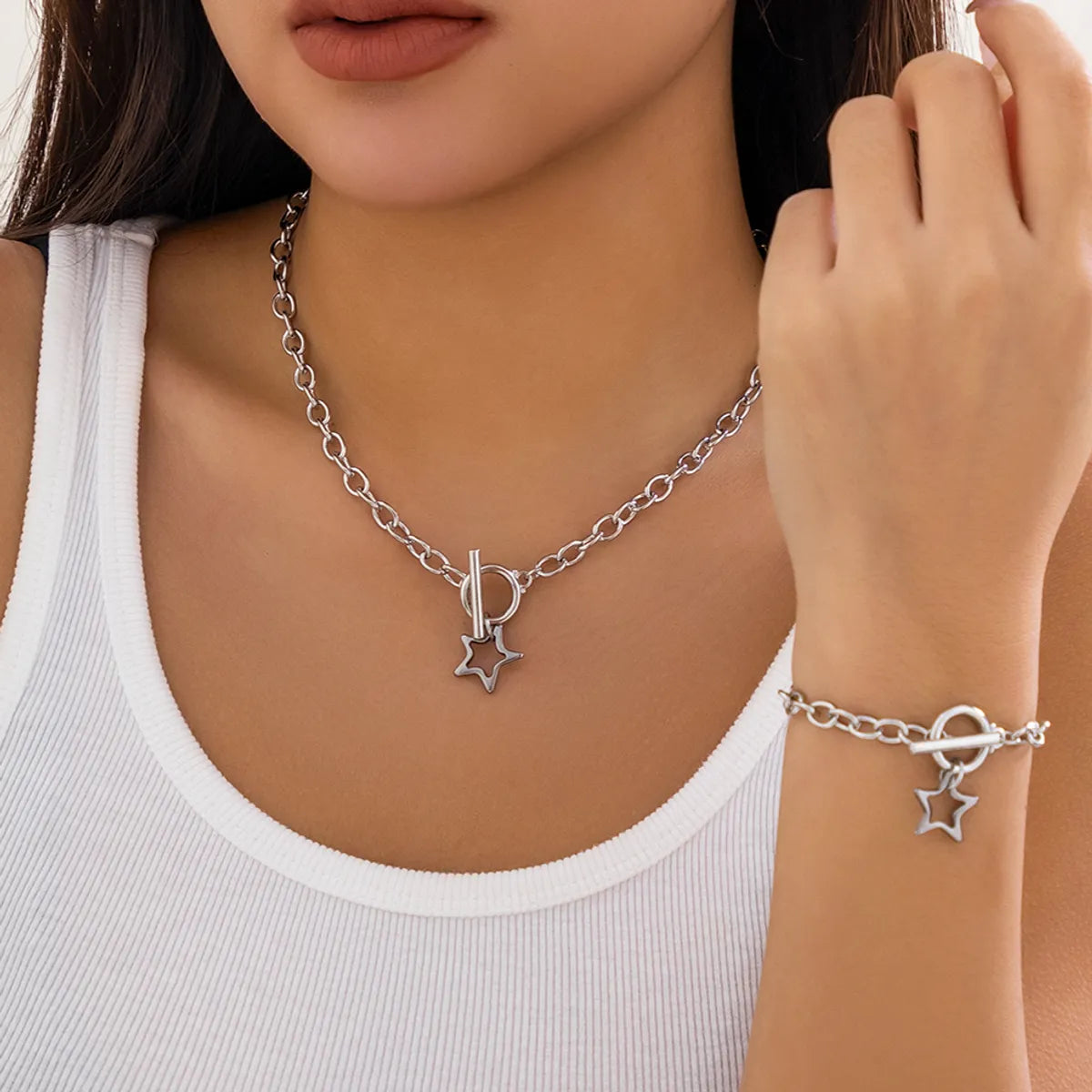 Casual Simple Style Star Alloy Titanium Steel Iron Toggle Women's Bracelets Necklace