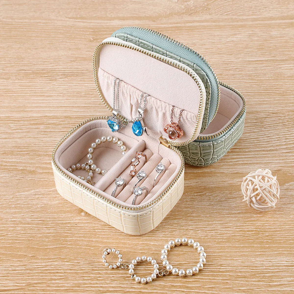 Casual Solid Color Pu Leather Jewelry Boxes