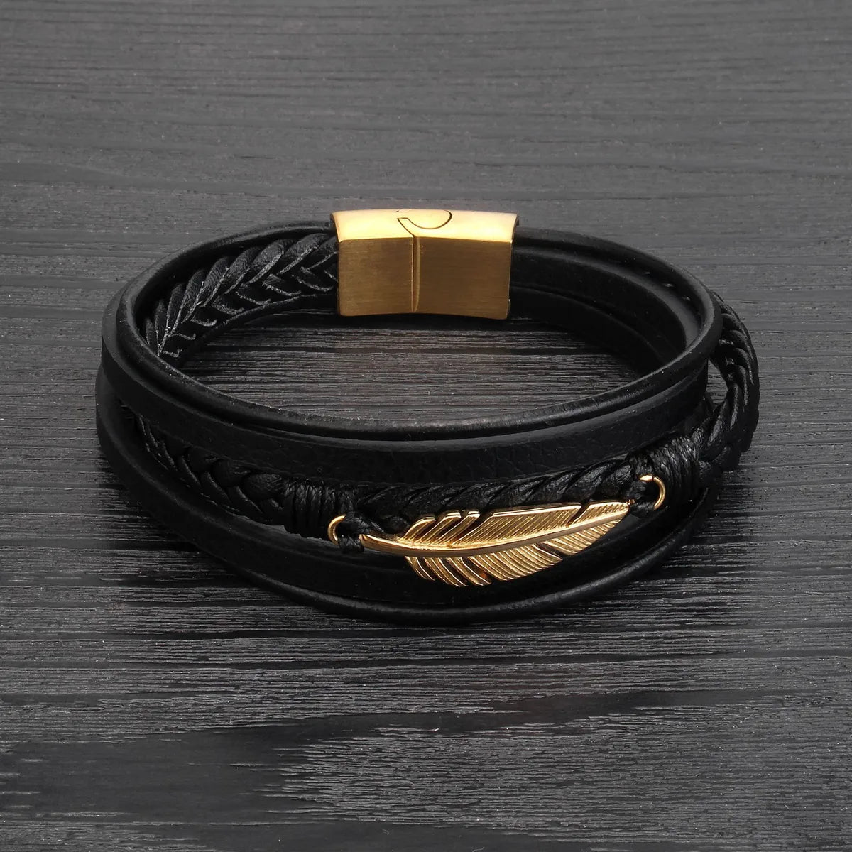 Casual Solid Color 304 Stainless Steel Pu Leather Plating Men'S Bangle