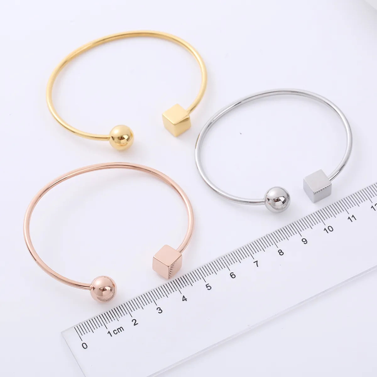 Casual Square Ball Stainless Steel Polishing Bangle 1 Piece