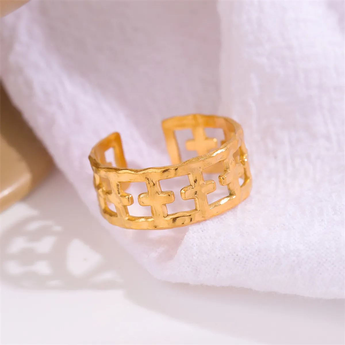 Casual Streetwear Cross Round Stainless Steel Plating 18k Gold Plated Open Rings