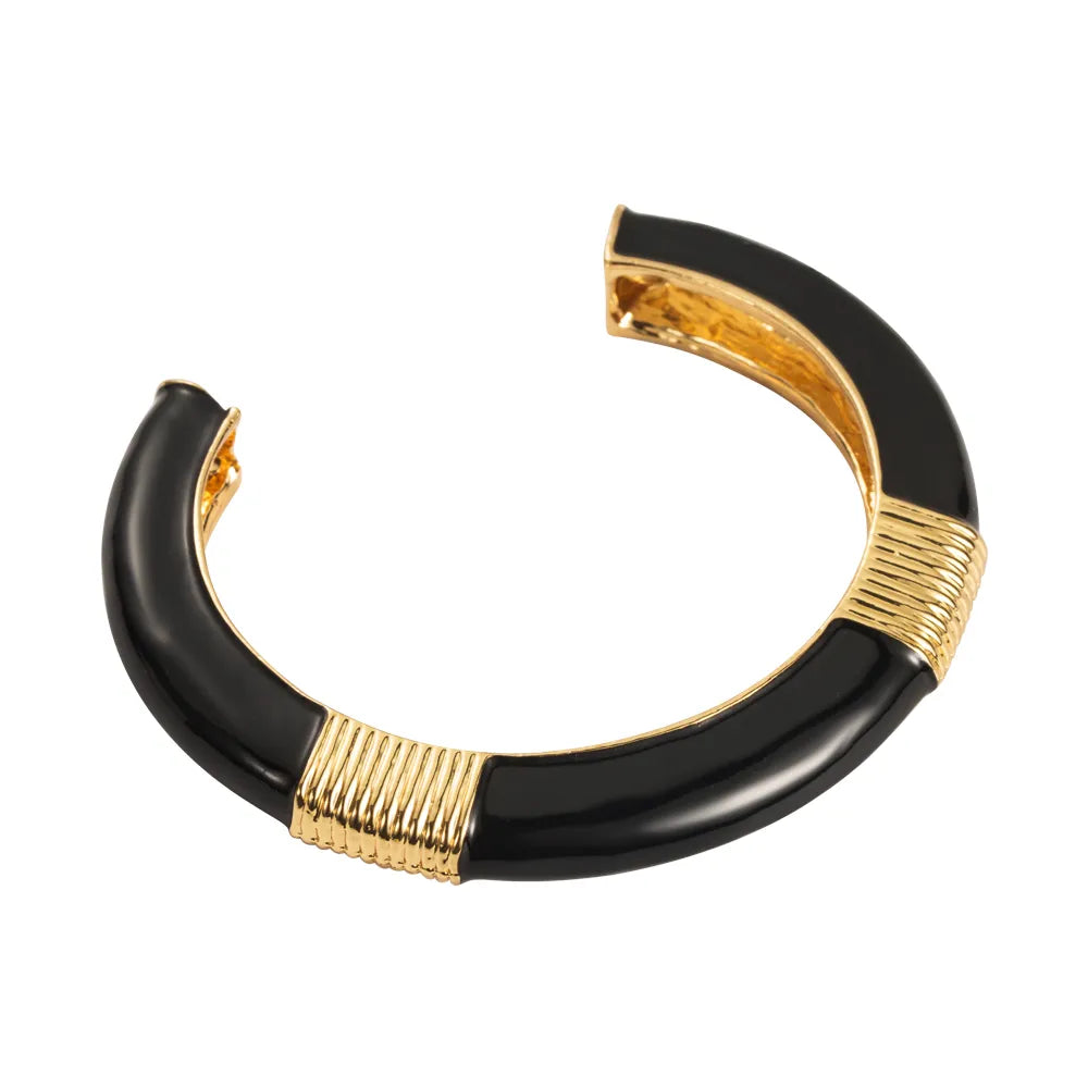 Casual Vacation Classic Style C Shape Gold Plated Alloy Wholesale Cuff Bracelets