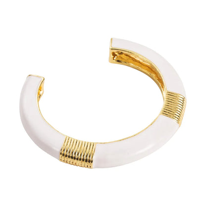 Casual Vacation Classic Style C Shape Gold Plated Alloy Wholesale Cuff Bracelets