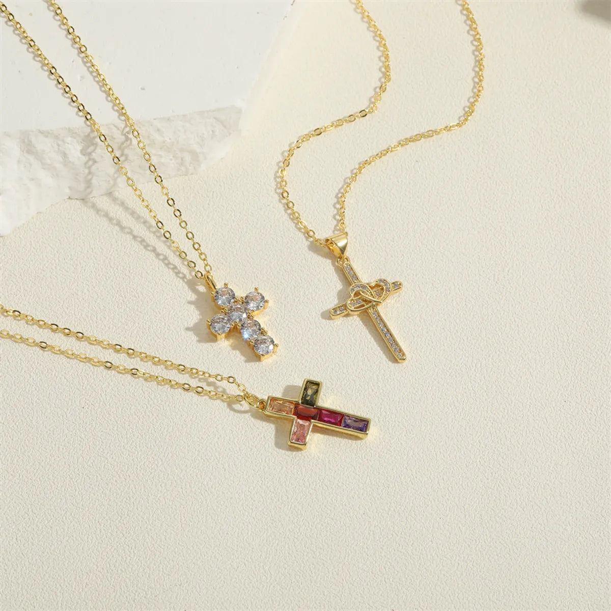 Casual Vintage Style Simple Style Cross Copper 14k Gold Plated Zircon Pendant Necklace In Bulk