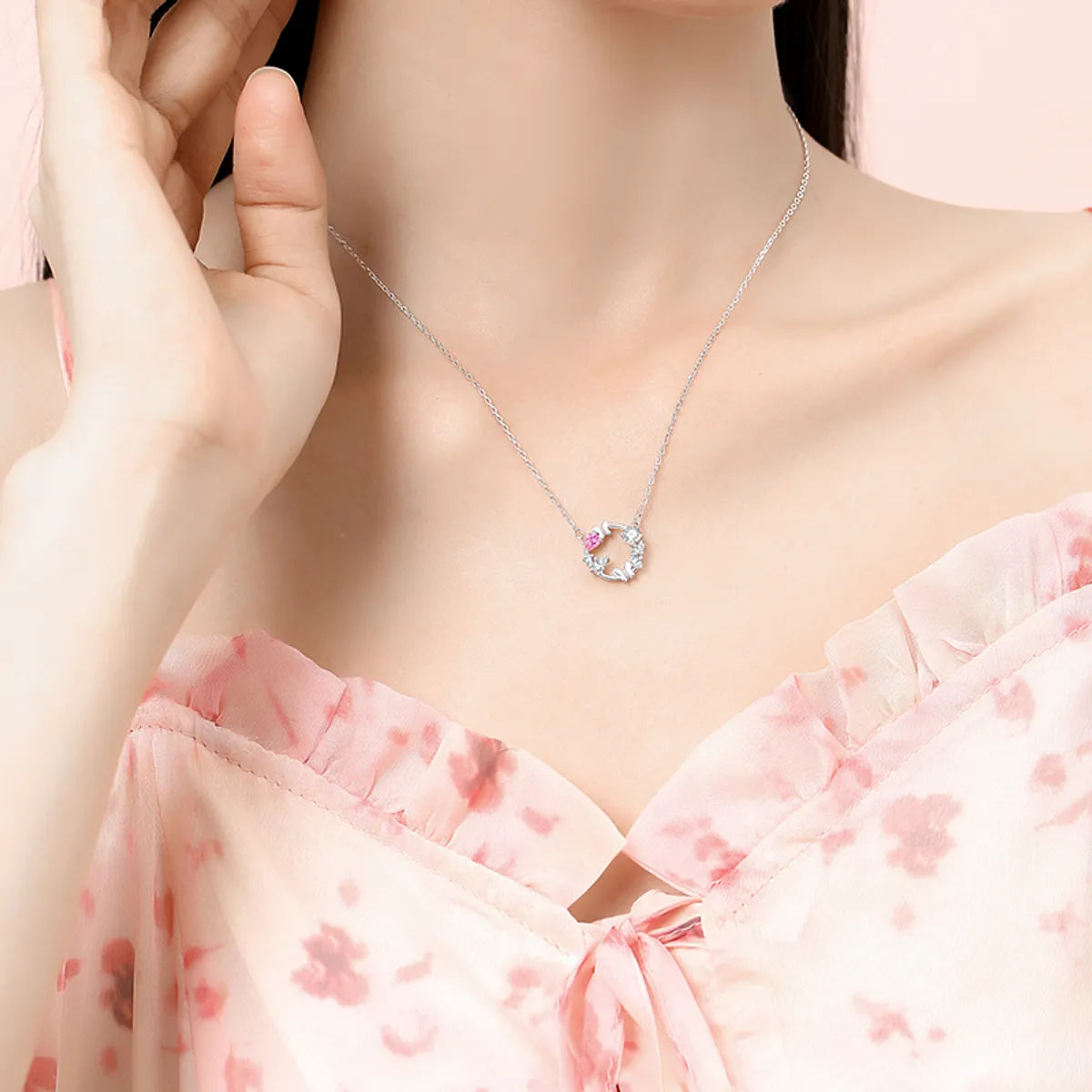 Casual Vintage Style Simple Style Wreath Butterfly Sterling Silver Inlay Zircon Pendant Necklace