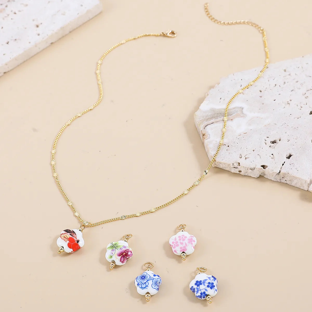 Chinoiserie Flower Alloy Plating Women'S Pendant Necklace 1 Set