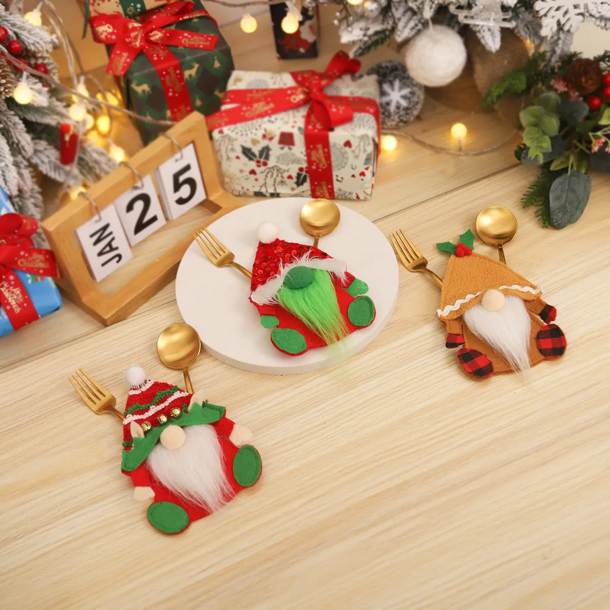 Christmas Cartoon Style Santa Claus Polyester Family Gathering Party Festival Cutlery Bag