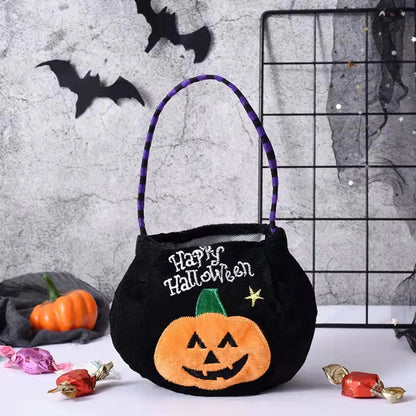 A Halloween Simple Cartoon Pumpkin Shape Shoulder Bag