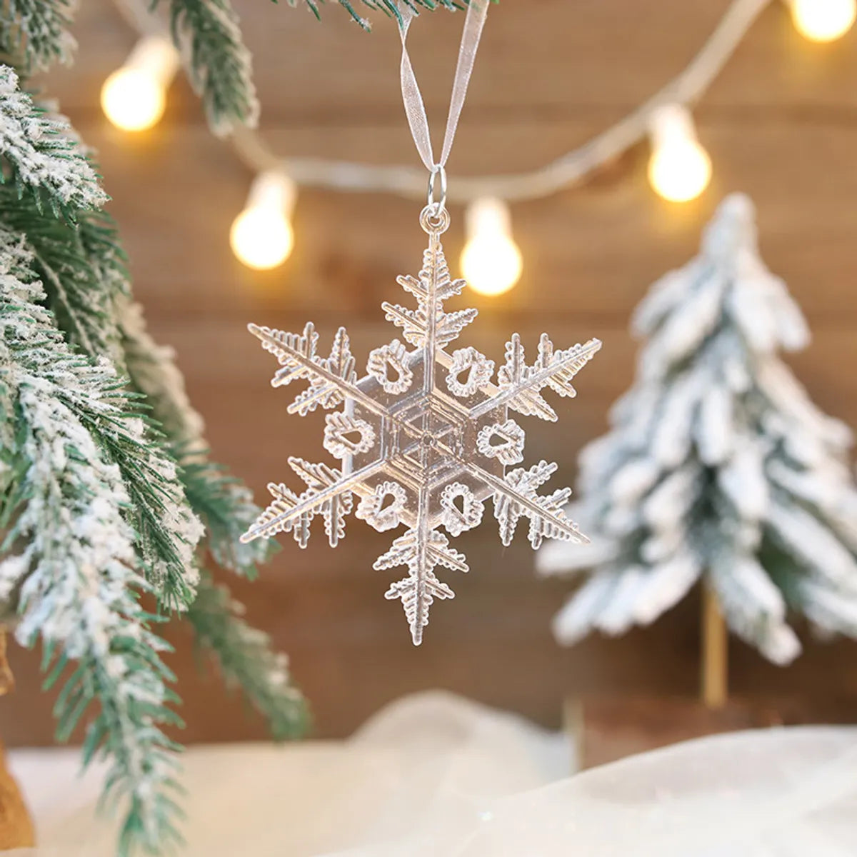 Christmas Decorations Christmas Tree Ornaments Transparent Snowflake Acrylic Crystal Creative Pendant Christmas Snowflake