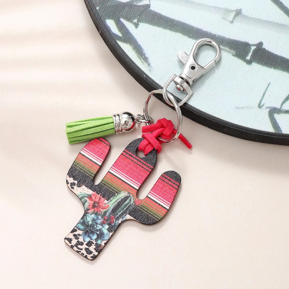 Classic Style Commute Cactus Printing Wood Bag Pendant Keychain