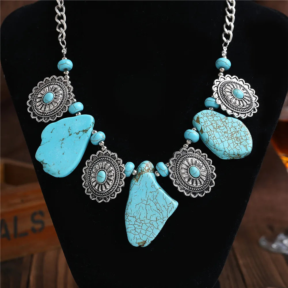 Classic Style Geometric Alloy Turquoise Women'S Pendant Necklace