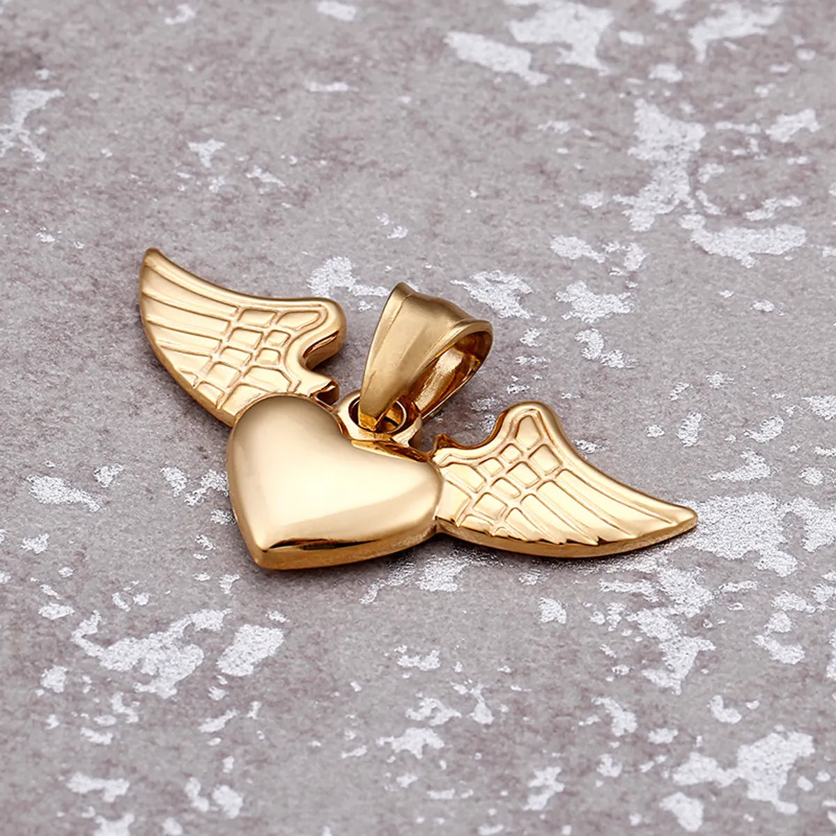 Titanium Steel 18K Gold Plated Heart Shape Wings