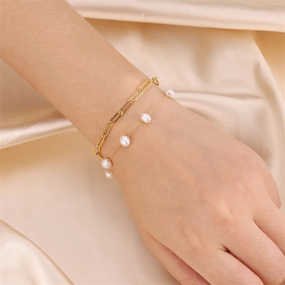 Classic Style Oval Stainless Steel Imitation Pearl Bracelets