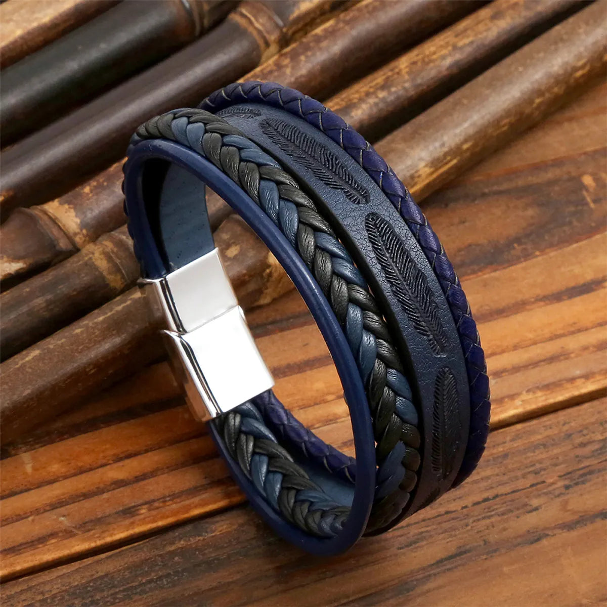 Classic Style Solid Color Pu Leather Alloy Men'S Bracelets