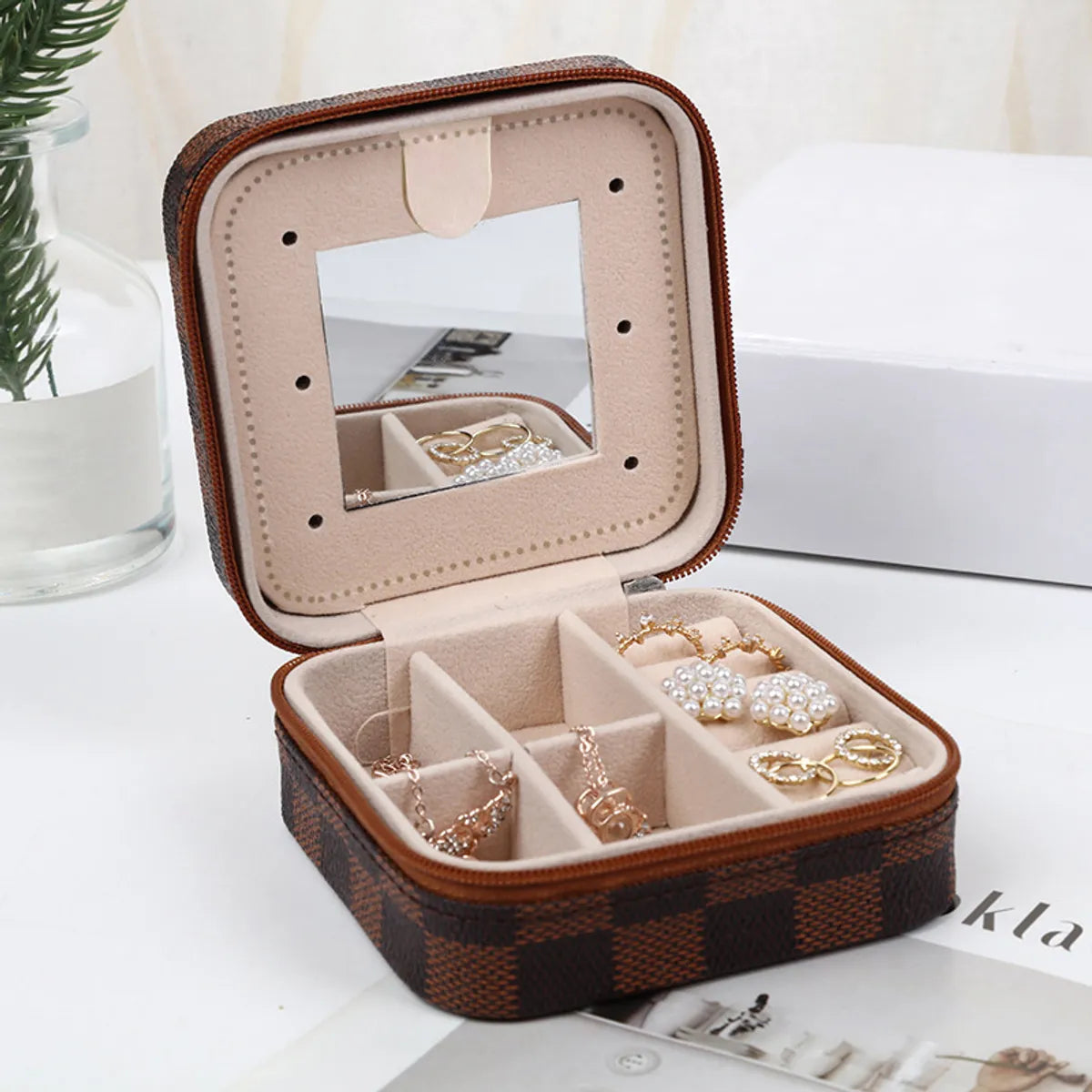 Classic Style Solid Color Pu Leather Jewelry Boxes