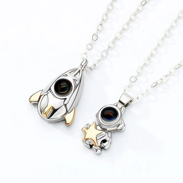 Classic Style Streetwear Astronaut Star Alloy Valentine'S Day Couple Pendant Necklace