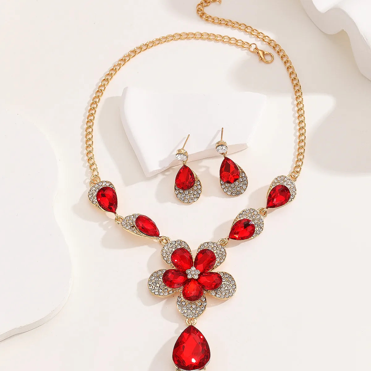 Classical Baroque Style Modern Style Flower Alloy Inlay Rhinestones Glass Women'S Jewelry Set