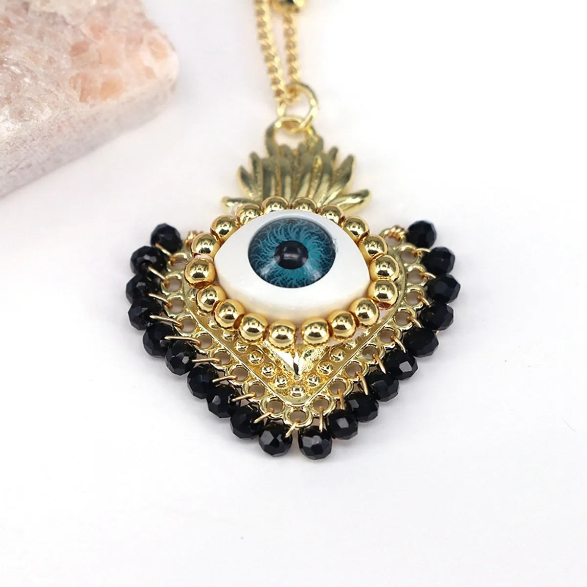 Classical Ethnic Style Heart Shape 18K Gold Plated Artificial Crystal Copper Wholesale Pendant Necklace