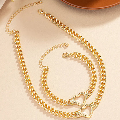 Classical Retro Heart Shape Alloy Plating Women's Bracelets Necklace