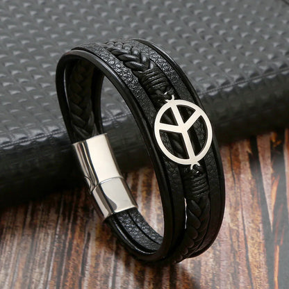 Classical Simple Style Roman Style Solid Color Stainless Steel Pu Leather Handmade Men'S Bracelets