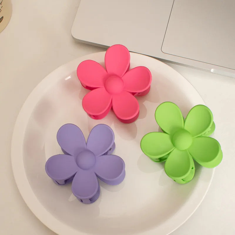 Commute Korean Style Flower Plastic Resin Spray Paint Hair Clip