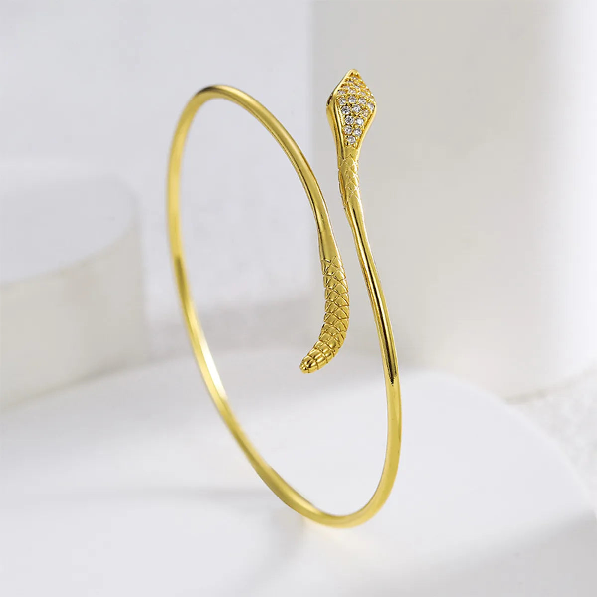 Commute Snake Copper Plating Inlay Zircon 18k Gold Plated Bangle