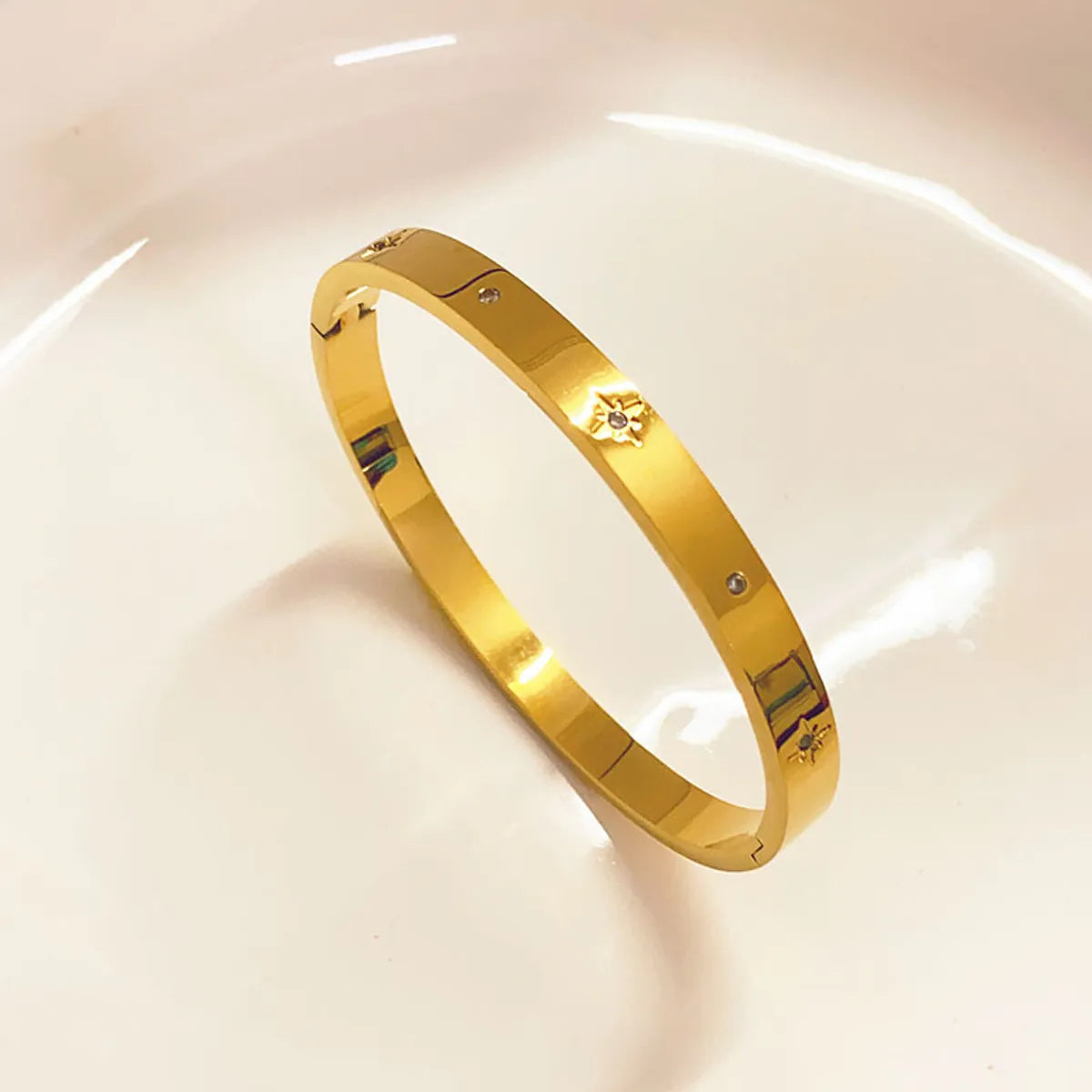 Commute Solid Color Titanium Steel Zircon Bangle In Bulk