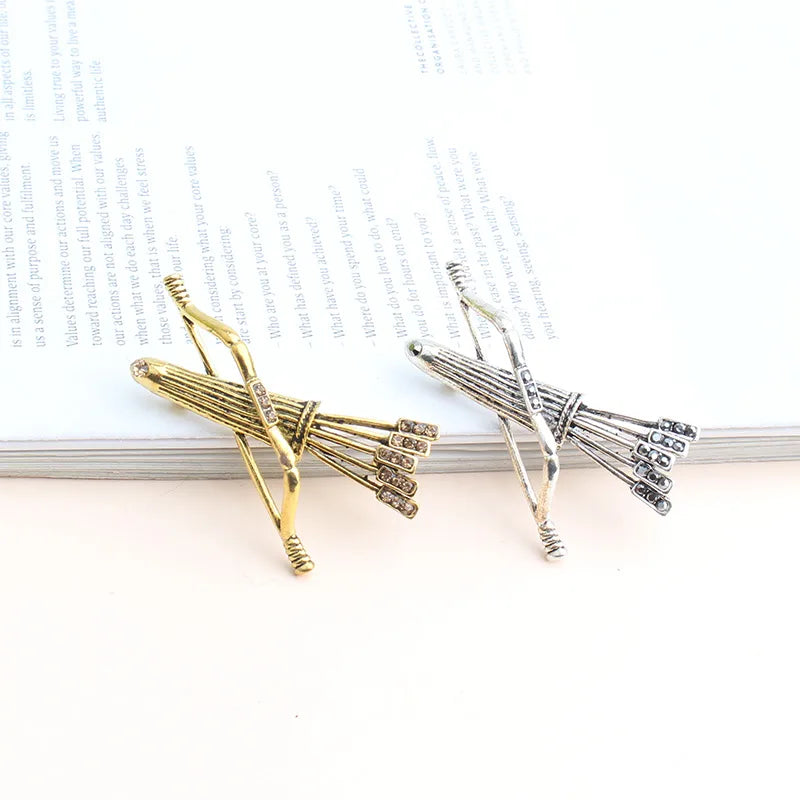 Cool Style Bow And Arrow Alloy Inlay Rhinestones Unisex Brooches