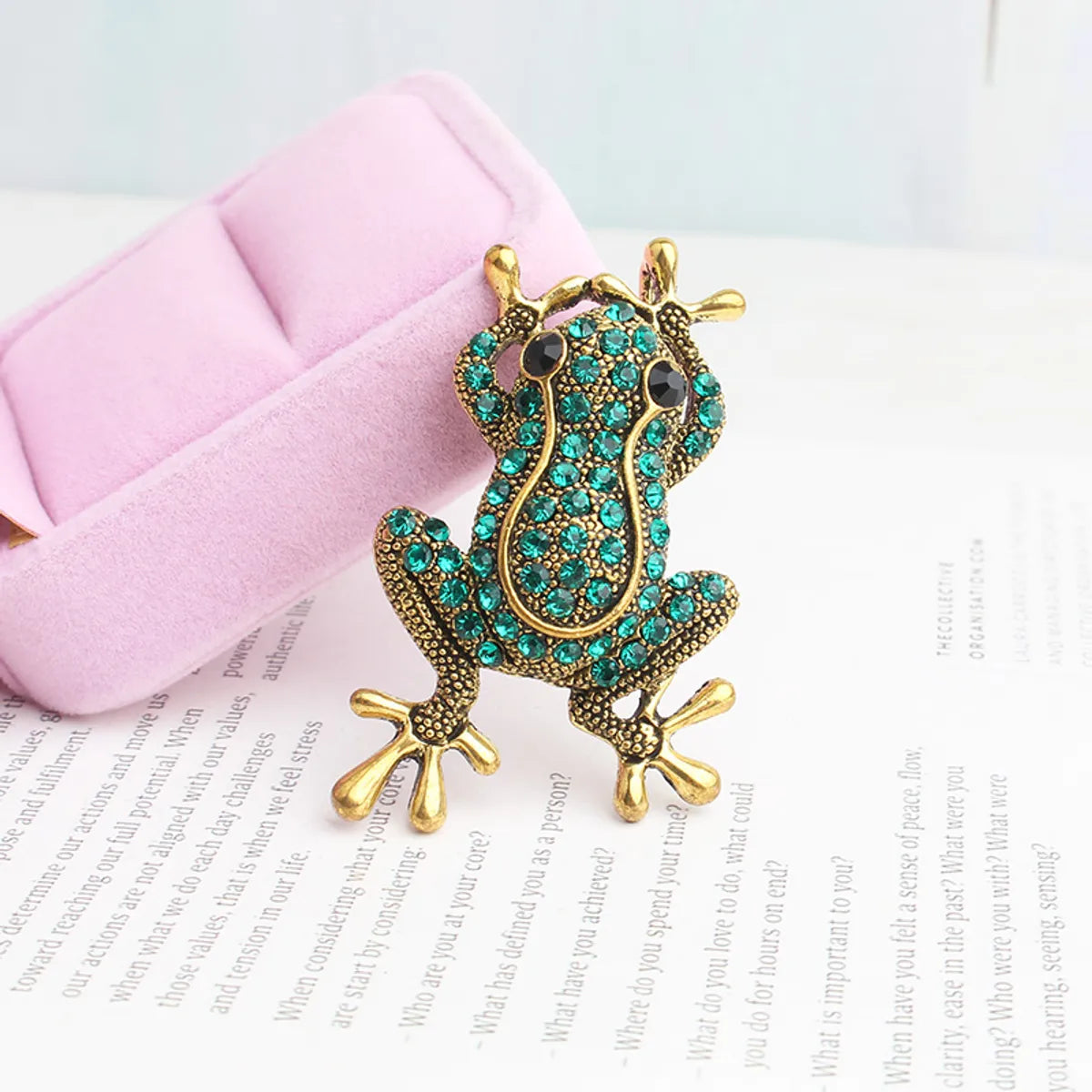 Cool Style Shiny Animal Frog Alloy Inlay Rhinestones Unisex Brooches