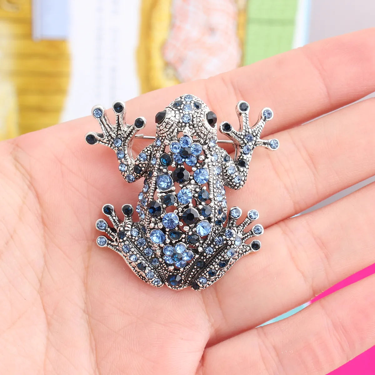 Cool Style Shiny Animal Frog Alloy Inlay Rhinestones Unisex Brooches