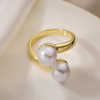 Copper 18K Gold Plated Elegant Simple Style Commute Plating Inlay Geometric Artificial Pearls Open Rings