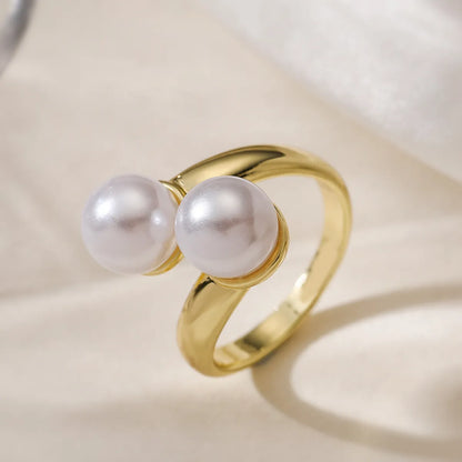 Copper 18K Gold Plated Elegant Simple Style Commute Plating Inlay Geometric Artificial Pearls Open Rings