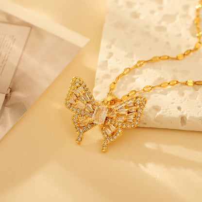 Copper 18K Gold Plated Elegant Simple Style Inlay Butterfly Artificial Diamond Pendant Necklace