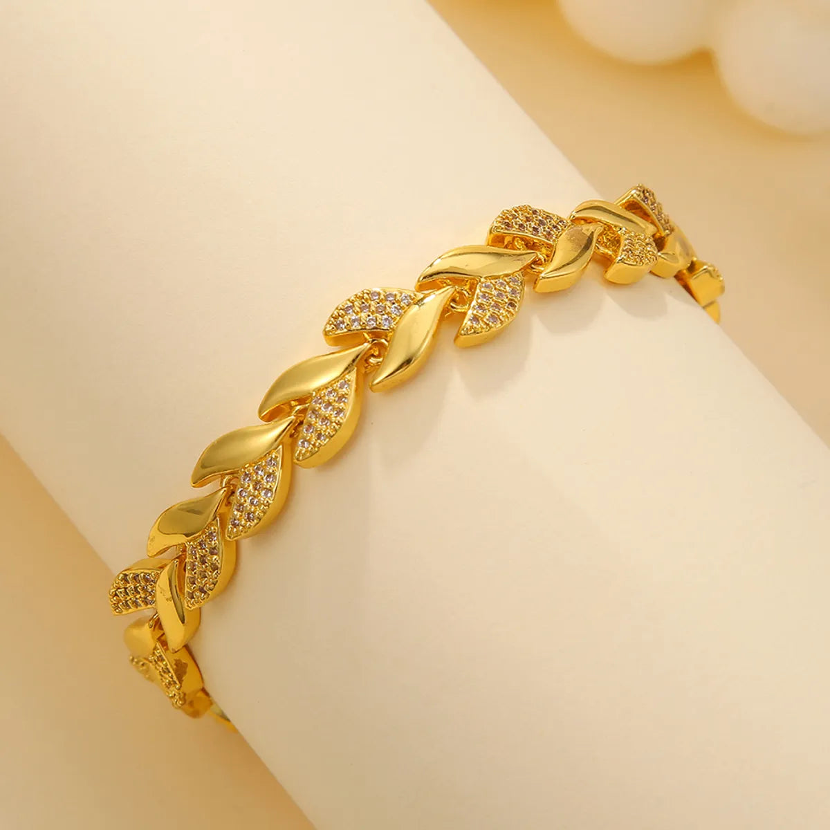 Copper 18K Gold Plated Glam Shiny Plating Inlay Solid Color Zircon Bracelets