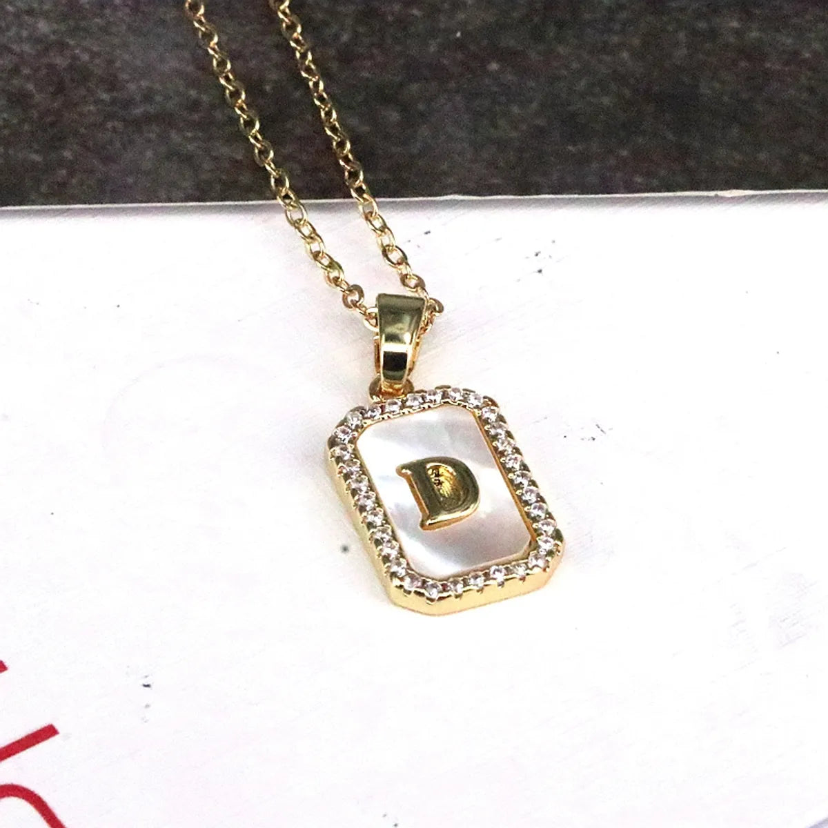 Copper 18K Gold Plated Simple Style Classic Style Plating Inlay Letter Shell Pendant Necklace