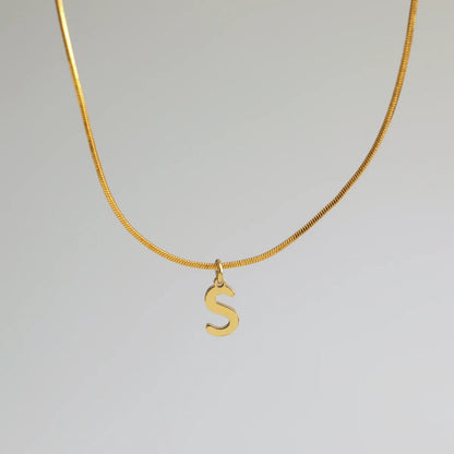 Wholesale Simple Style Commute Letter Copper 18K Gold Plated Pendant Necklace