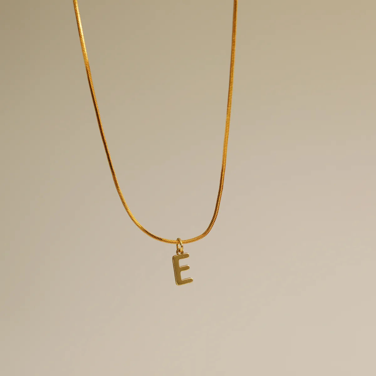 Wholesale Simple Style Commute Letter Copper 18K Gold Plated Pendant Necklace