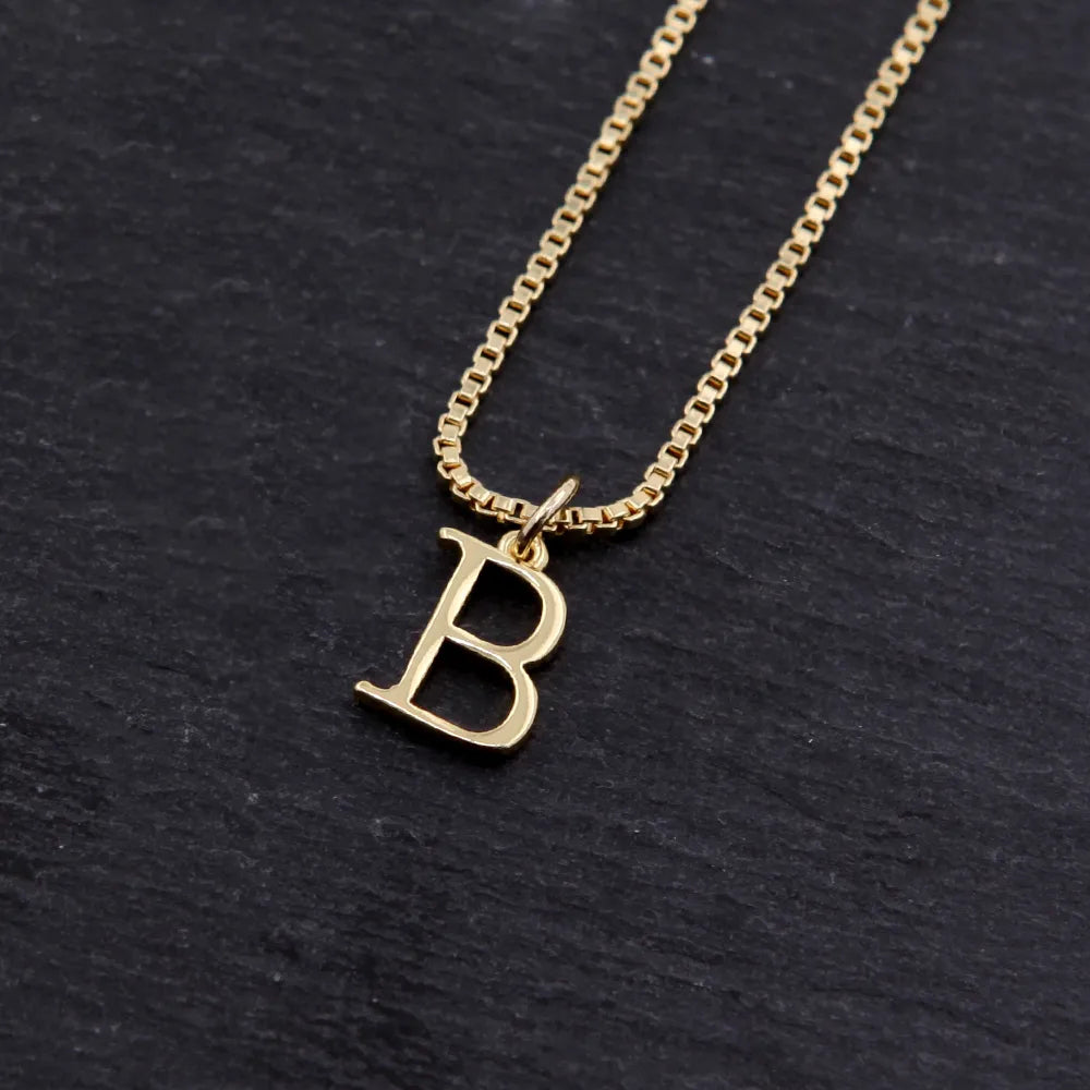 Copper 18K Gold Plated Simple Style Shiny Metallic Plating Letter Pendant Necklace