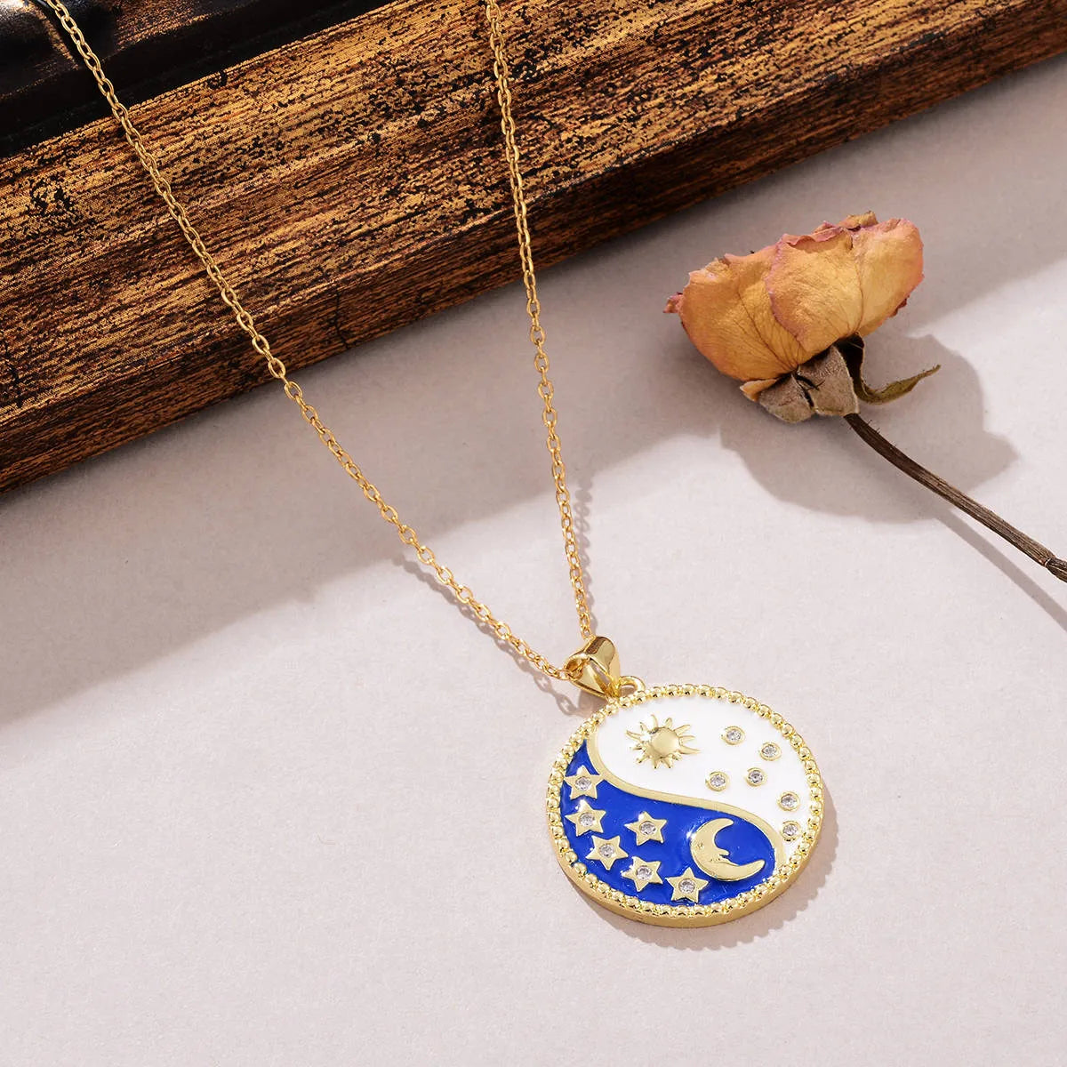 Copper 18K Gold Plated Vintage Style Enamel Inlay Star Moon Zircon Pendant Necklace