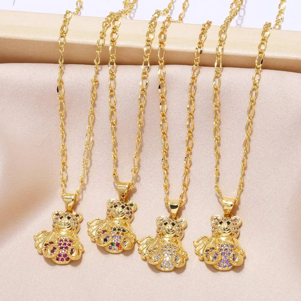 Copper Gold Plated Cute Simple Style Bear Inlay Zircon Pendant Necklace