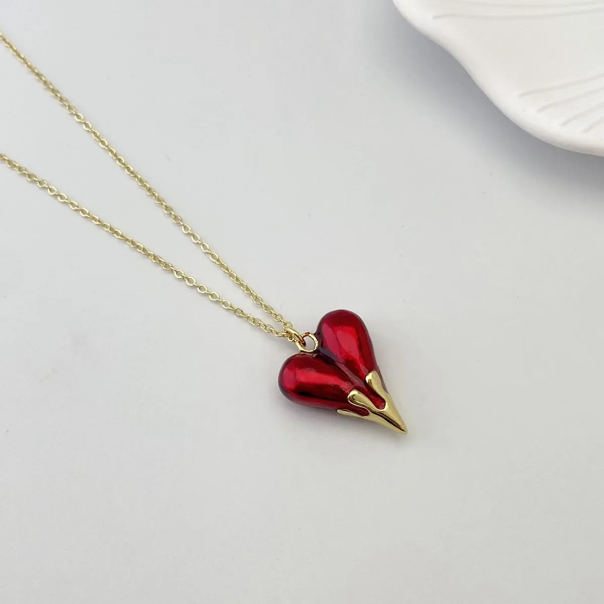 Copper Plating Heart Shape Pendant Necklace