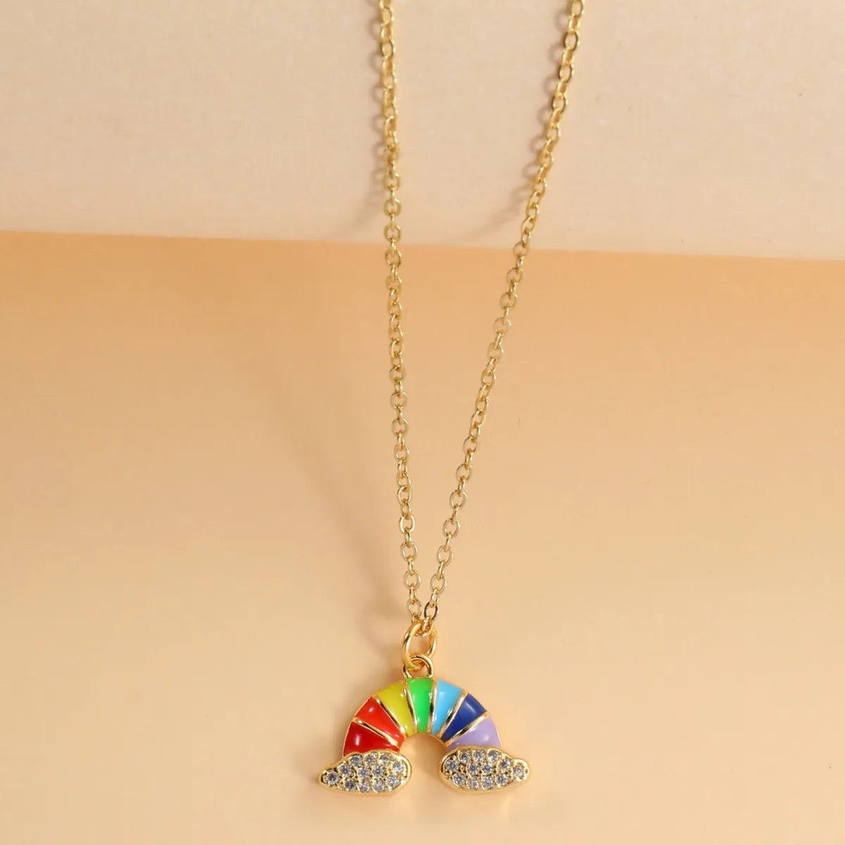 Copper Simple Style Rainbow Inlay Zircon Pendant Necklace